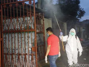 Rumah Sekeluarga Tewas Mengering Disemprot Disinfektan-Ditaburi Kopi Rumah Sekeluarga Tewas Mengering Disemprot Disinfektan-Ditaburi Kopi