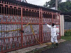 Kesaksian Ketua RT-Kerabat Soal Sekeluarga Tewas Mengering di Jakbar