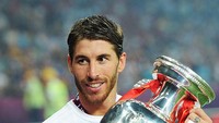 Sergio Ramos koleksi dua titel Piala Eropa (2008, 2012) dan sekali juara Piala Dunia (2010) (Getty Images)