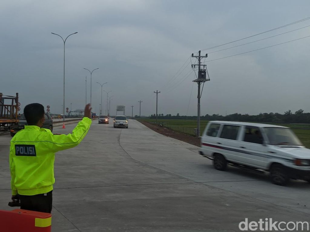Tol Semarang-Demak Mulai Dibuka untuk Alternatif Kemacetan Pantura