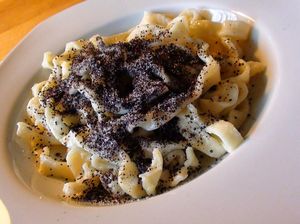 Tak Hanya Manis, 10 Dessert dari Berbagai Dunia Ini Juga Unik Tak Hanya Manis, 10 Dessert dari Berbagai Dunia Ini Juga Unik