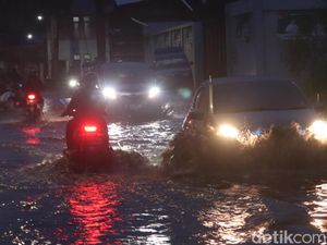 Kawasan Sapan Bandung Tergenang Banjir Kawasan Sapan Bandung Tergenang Banjir
