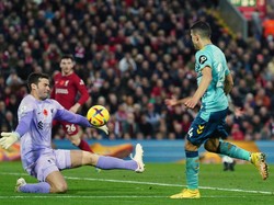 Gawang Alisson kebobolan satu kali, tapi Liverpool tetap keluar sebagai pemenang dengan skor 3-1. Foto: PA Images via Getty Images/Nick Potts - PA Images