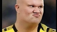 Erling Haaland tak berdaya menghindarkan Man City dari kekalahan saat menjamu Brentford. Foto: dok. Twitter