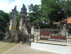 Pujawali hingga Sejarah Pura Sakenan di Pulau Serangan