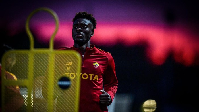 ROME, ITALY - NOVEMBER 12: AS Roma player Tammy Abraham during a training session at Centro Sportivo Fulvio Bernardini on November 12, 2022 in Rome, Italy. (Photo by Fabio Rossi/AS Roma via Getty Images)