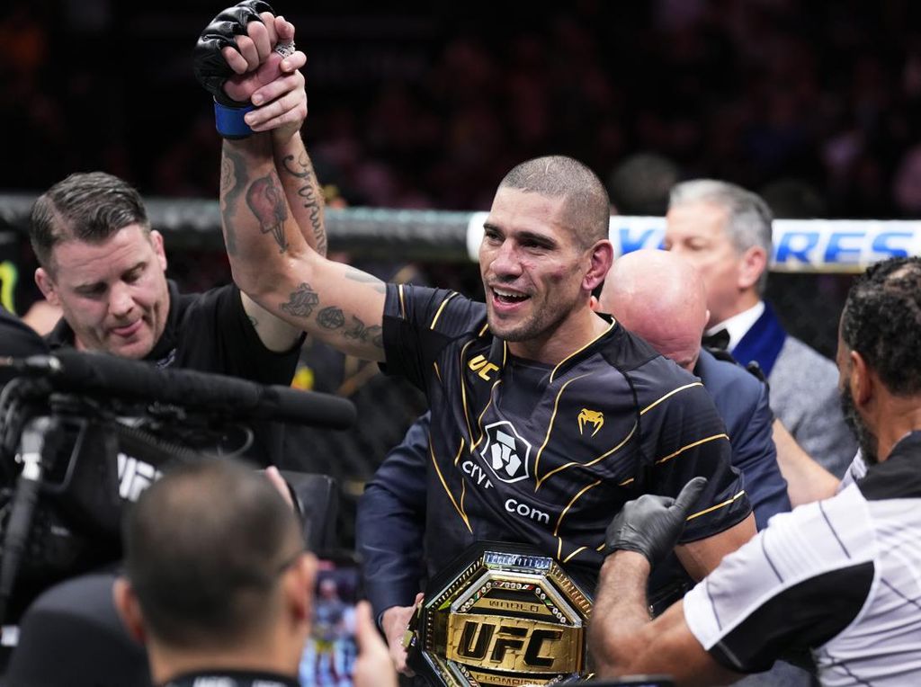 UFC 281: Kejutan itu Bernama Alex Pereira
