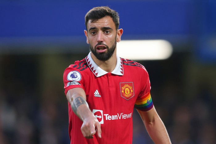 Bruno Fernandes LONDON, ENGLAND - NOVEMBER 13: Bruno Fernandes of Manchester United walks out ahead of the Premier League match between Fulham FC and Manchester United at Craven Cottage on November 13, 2022 in London, England. (Photo by Jared Martinez/Manchester United via Getty Images)