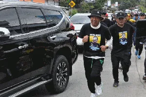 Bupati Cilacap Tatto Jalan Kaki 96 Km Jelang Akhir 2 Periode Menjabat