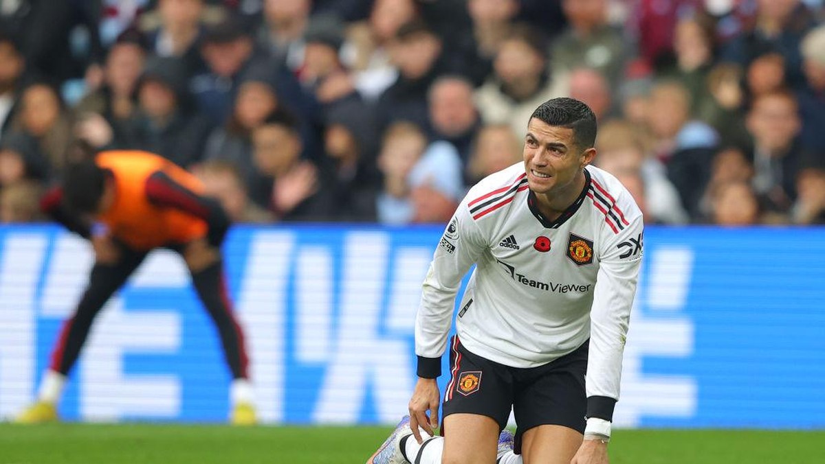 Cristiano Ronaldo memperkeruh hubungannya dengan Manchester United. (Foto: Getty Images/James Gill)