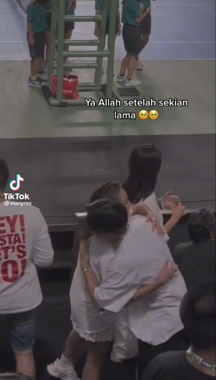 Enzy Storia dan Dikta