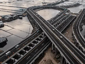 Foto-foto Uji Coba Jalan Tol Semarang-Demak Seksi II