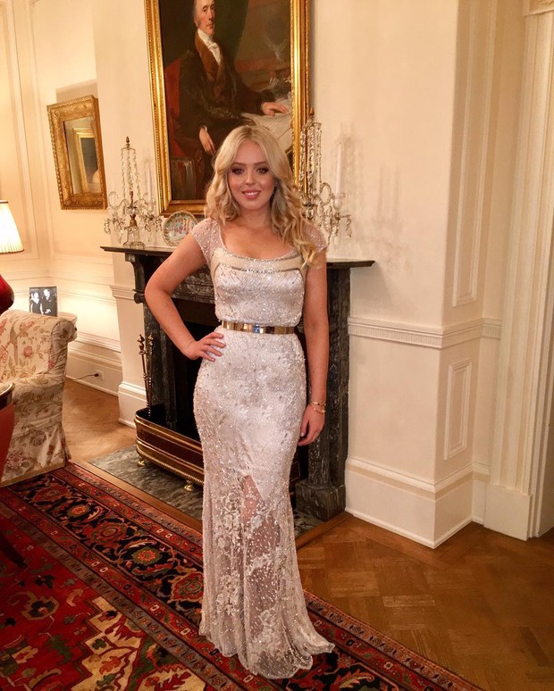 Gaun mewah Tiffany Trump/
