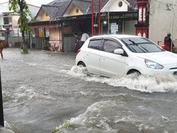 Hujan Lebat Guyur Klaten, Longsor dan Genangan Terjadi di Sejumlah Titik