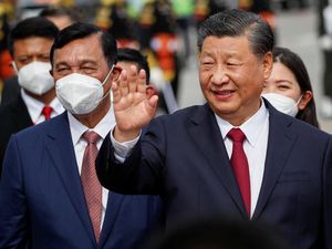 Foto-foto Presiden China Xi Jinping Tiba di Bali