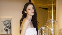10 Foto Cantik Han So Hee Diapit Artis Thailand, Hadiri Acara Omega