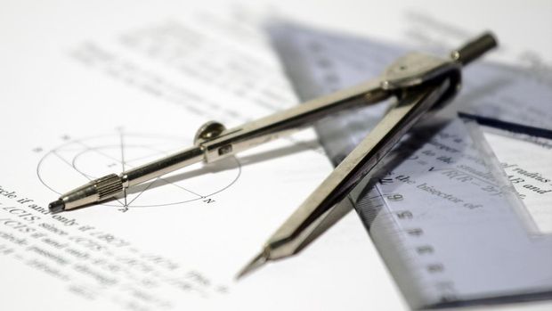 Compass and square on geometric papers