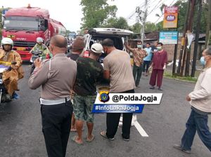 Kecelakaan Mobil Vs 2 Motor di Gamping Sleman, 1 Orang Tewas
