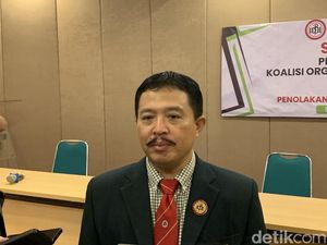 Kasus Omicron XBB Tinggi, IDI Jatim Ingatkan Vaksin-Masker Saat di Keramaian Kasus Omicron XBB Tinggi, IDI Jatim Ingatkan Vaksin-Masker Saat di Keramaian