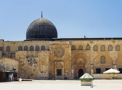 Israel Larang Khatib Al Aqsa Masuk Masjid gegara Kecam Perang Gaza