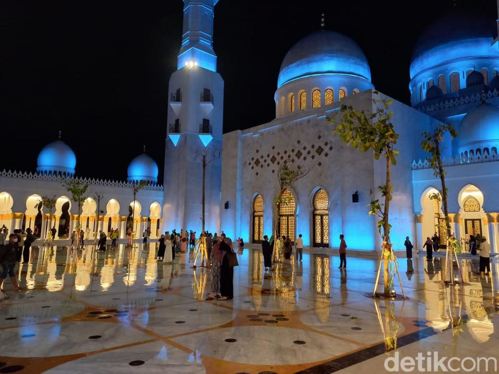 Masjid Sheikh Zayed Solo Akan Dikelola Profesional dan Jadi Masjid Percontohan