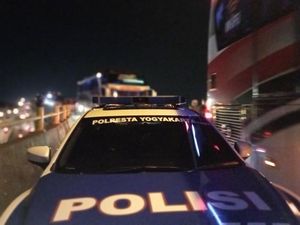 Fakta-fakta Warga Cegat Mobil Patwal Polisi Kawal Bus Wisata di Jalanan Jogja Fakta-fakta Warga Cegat Mobil Patwal Polisi Kawal Bus Wisata di Jalanan Jogja