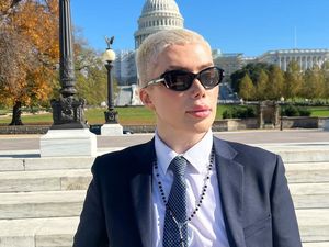 10 Tahun Jadi Transgender, Oli London Balik Lagi Jadi Pria untuk Cari Istri 10 Tahun Jadi Transgender, Oli London Balik Lagi Jadi Pria untuk Cari Istri