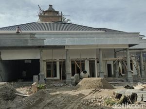 Pemkab Labuhanbatu Anggarkan Rp 5 M Bangun Pendopo dan Garasi Rumdin Bupati Pemkab Labuhanbatu Anggarkan Rp 5 M Bangun Pendopo dan Garasi Rumdin Bupati