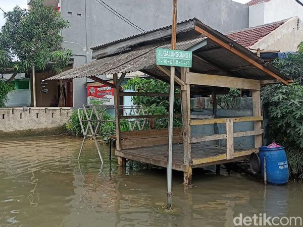 Potret Perumahan di Tangerang Kebanjiran Akibat Tanggul Jebol