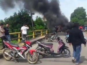 Tahapan Pilkades Takalar Diperpanjang Usai Banyak Warga Protes-Blokade Jalan