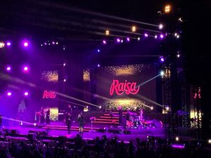 Konser di Medan, Raisa Ajak Penonton Video Call Mantan
