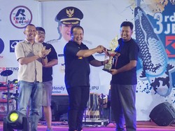 Ribuan Ikan Koi Ikuti Kompetisi di Jember Selama Dua Hari