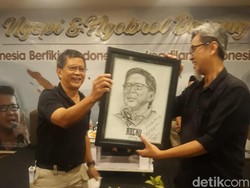 Rocky Gerung Wanti-wanti Relawan Anies agar Tak Terjebak Transaksi Partai