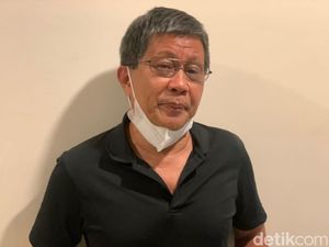 Rocky Gerung Buka-bukaan Ada Bandar Diselundupkan Halangi Anies Nyapres Rocky Gerung Buka-bukaan Ada Bandar Diselundupkan Halangi Anies Nyapres
