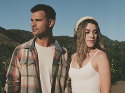 Taylor Lautner Resmi Menikah dengan Fans Twilight Taylor Dome