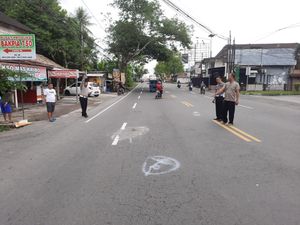 Ini Identitas Korban Tewas Laka Mobil Vs 2 Motor di Gamping Sleman