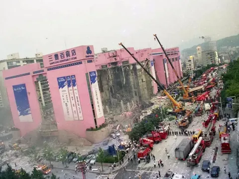 Tragedi runtuhnya pusat perbelanjaan Sampoong