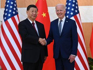 Sama-sama Bawa Mobil Sendiri, Begini Kehebatan Mobil Joe Biden vs Xi Jinping Sama-sama Bawa Mobil Sendiri, Begini Kehebatan Mobil Joe Biden vs Xi Jinping