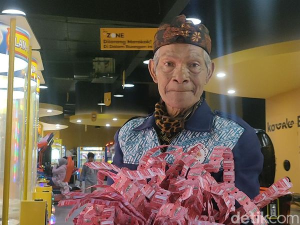 Potret Abah Empit sang Penakluk Mesin Permainan dari Garut