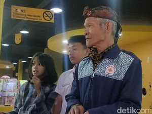 Lihainya Abah Empit Taklukkan Mesin Permainan hingga Jadi Viral Lihainya Abah Empit Taklukkan Mesin Permainan hingga Jadi Viral
