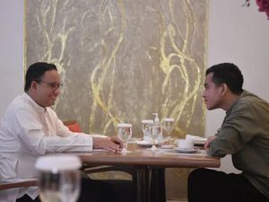 Sentilan dari PDIP Buntut Anies Temui Gibran Sentilan dari PDIP Buntut Anies Temui Gibran