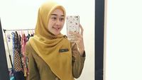 8 Artis Banting Setir Jadi PNS, Eks Member Cherrybelle Hingga Jurnal Risa
