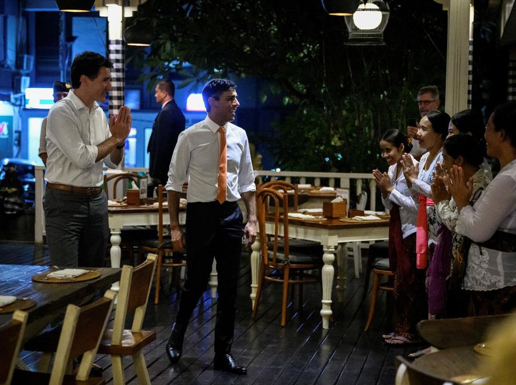 Selain PM Kanada-Inggris, PM Jepang juga Nongki di Kafe Bali