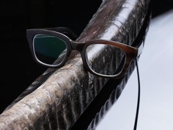 Unik! Ada Kacamata Tanduk Kerbau & Domba Mejeng di Pameran KTT G20