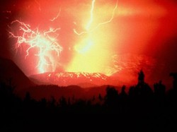 Langit Gelap Bandung Kala Galunggung Mengamuk