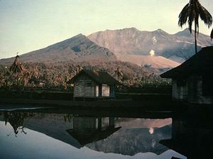 Fakta Gunung Galunggung yang Keindahannya Menghipnotis Mata