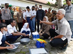 Ganjar Ingin Anak Kebutuhan Khusus Temukan Bakat Terpendam di SPKh
