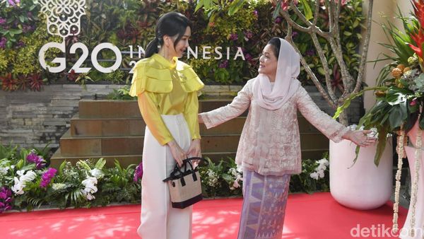 Potret Iriana Jokowi Bersama Ibu Negara Korea Selatan-Turki