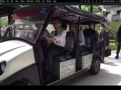 Momen Jokowi Sopiri Direktur IMF-Presiden ISDB ke Lokasi Makan Siang