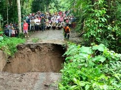 Pemotor Hilang Akibat Jembatan Ambrol di Tasikmalaya Ditemukan Tewas